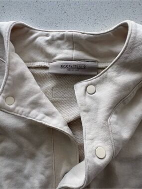 ESSENTIALS Fear of God Cream Snap-Front kids shirt
